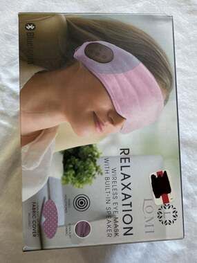 Lomi Relaxation Wireless Eye Mask with Built-in Speaker Pink